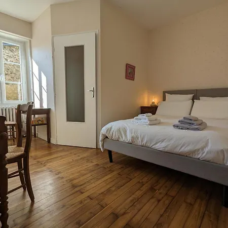 Avec Jardin Privatif, Proche Des Randonnees, Totalement Equipe Et Internet Fibreбет - Fr-1-653-253 *