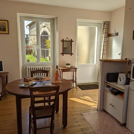 Avec Jardin Privatif, Proche Des Randonnees, Totalement Equipe Et Internet Fibreбет - Fr-1-653-253 *