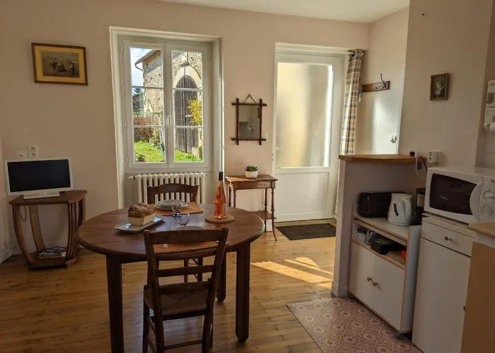 Avec Jardin Privatif, Proche Des Randonnées, Totalement équipé Et Internet Fibreбет - Fr-1-653-253 *