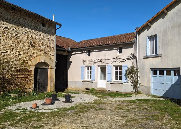 Avec Jardin Privatif, Proche Des Randonnées, Totalement équipé Et Internet Fibreбет - Fr-1-653-253 *